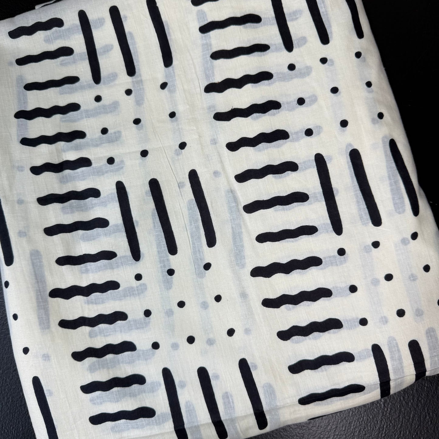 Aurora Lines Winter White - Bagru Indian Cotton Screen Print