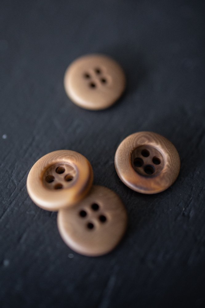 Dusty Tan - Corozo Button - Merchant & Mills - 15mm, 18mm & 20mm - Simplifi Fabric