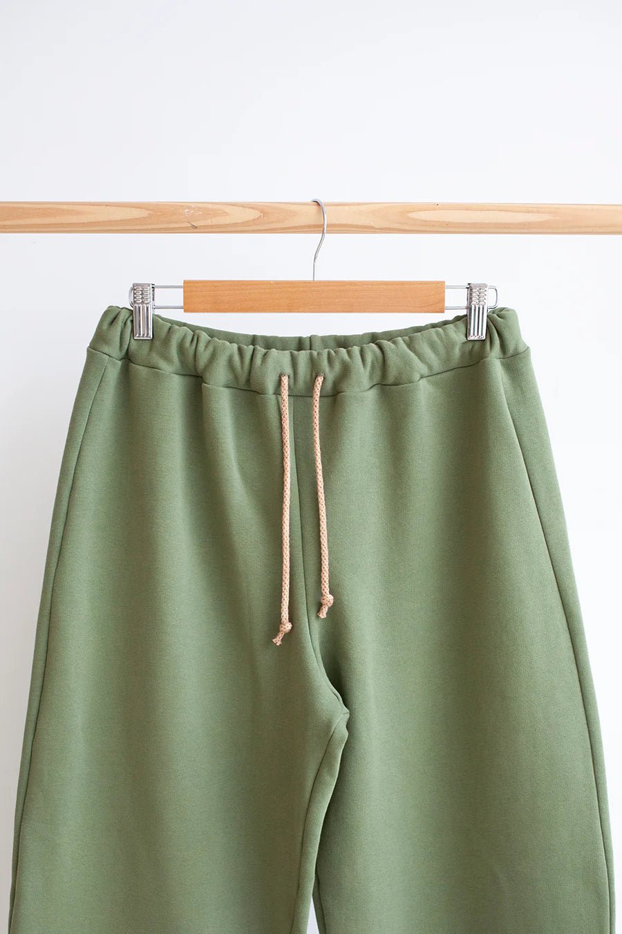 Sunday Trackies PDF Pattern - Modern Sewing Co. - Simplifi Fabric