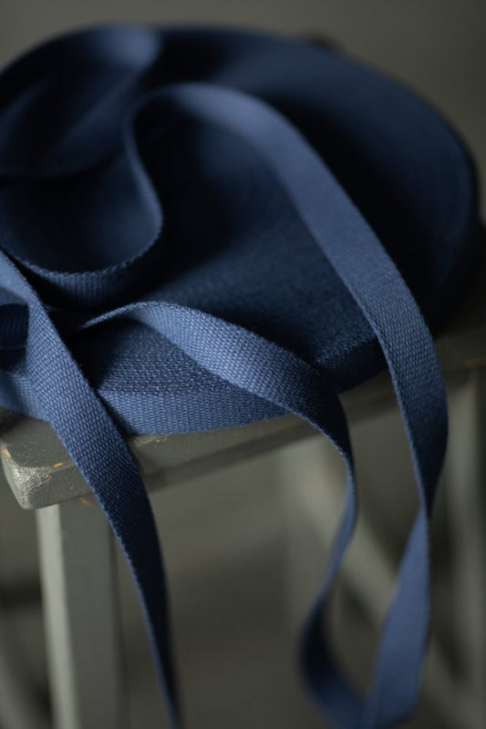 25mm Cotton Webbing - Navy - Merchant & Mills (Per Meter) - Simplifi Fabric