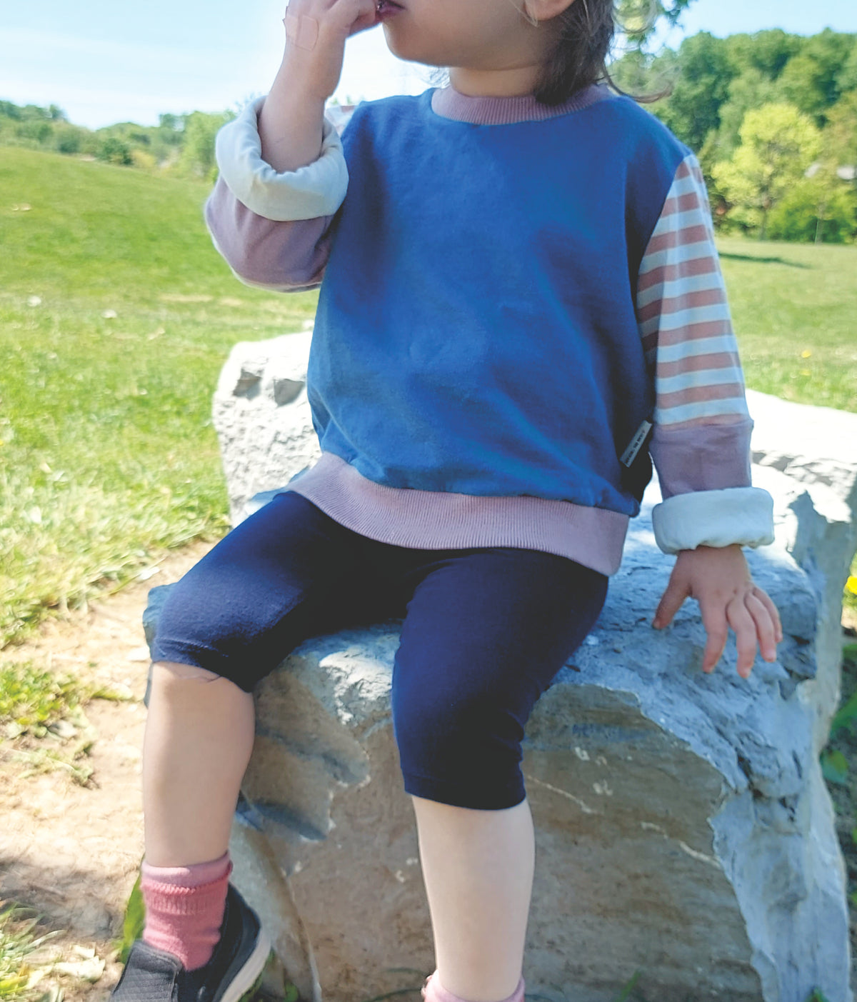 Lieblingsstück — The Grow-With-Me Sweater PDF Sewing Pattern - Stoff Cafe