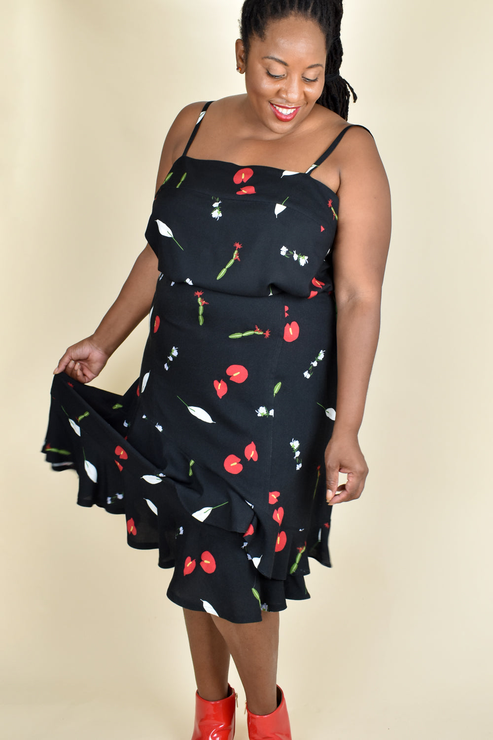 Gone Rogue Skirt Paper Sewing Pattern - Izzie