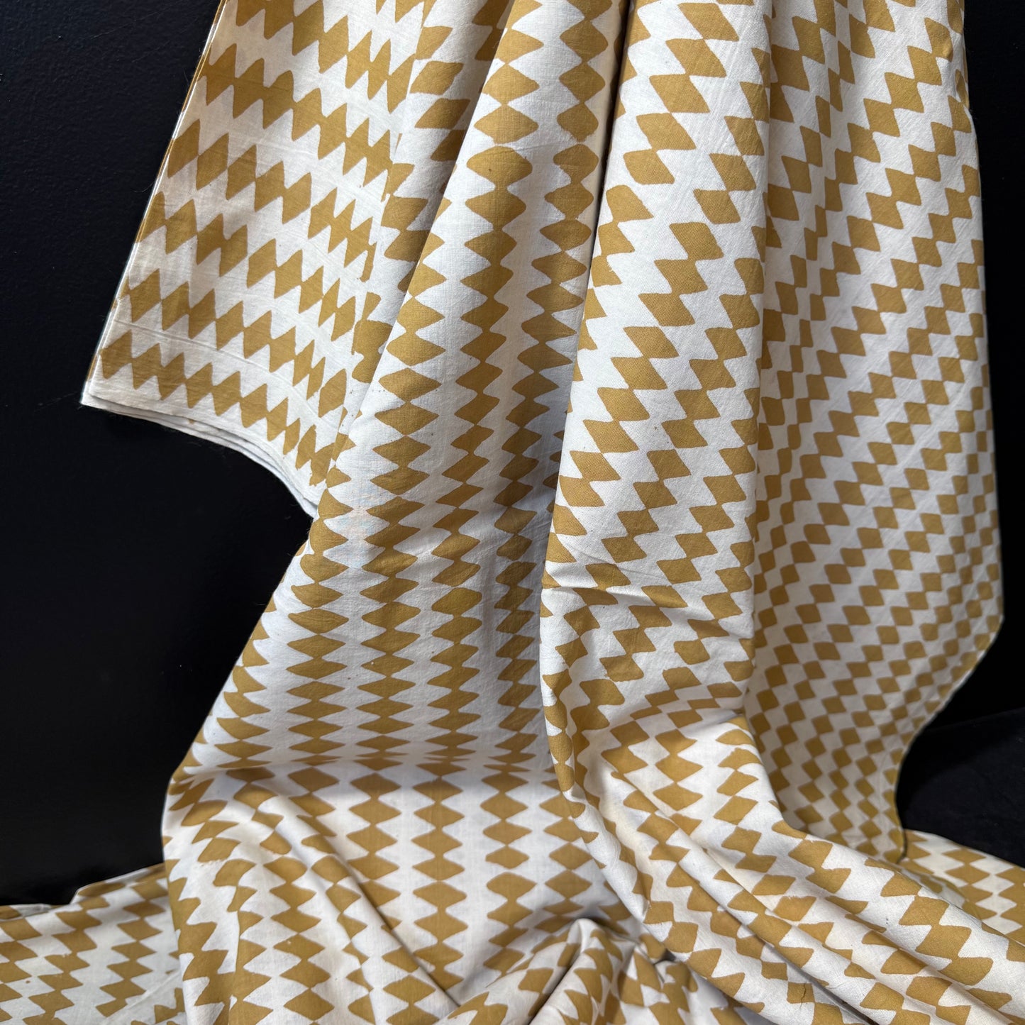 Earth ZigZag Cumin - Bagru Indian Cotton Block Print