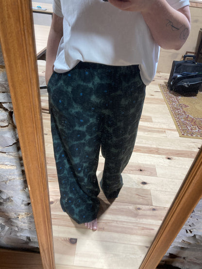 Serene Trouser Sewing Pattern - Size Me