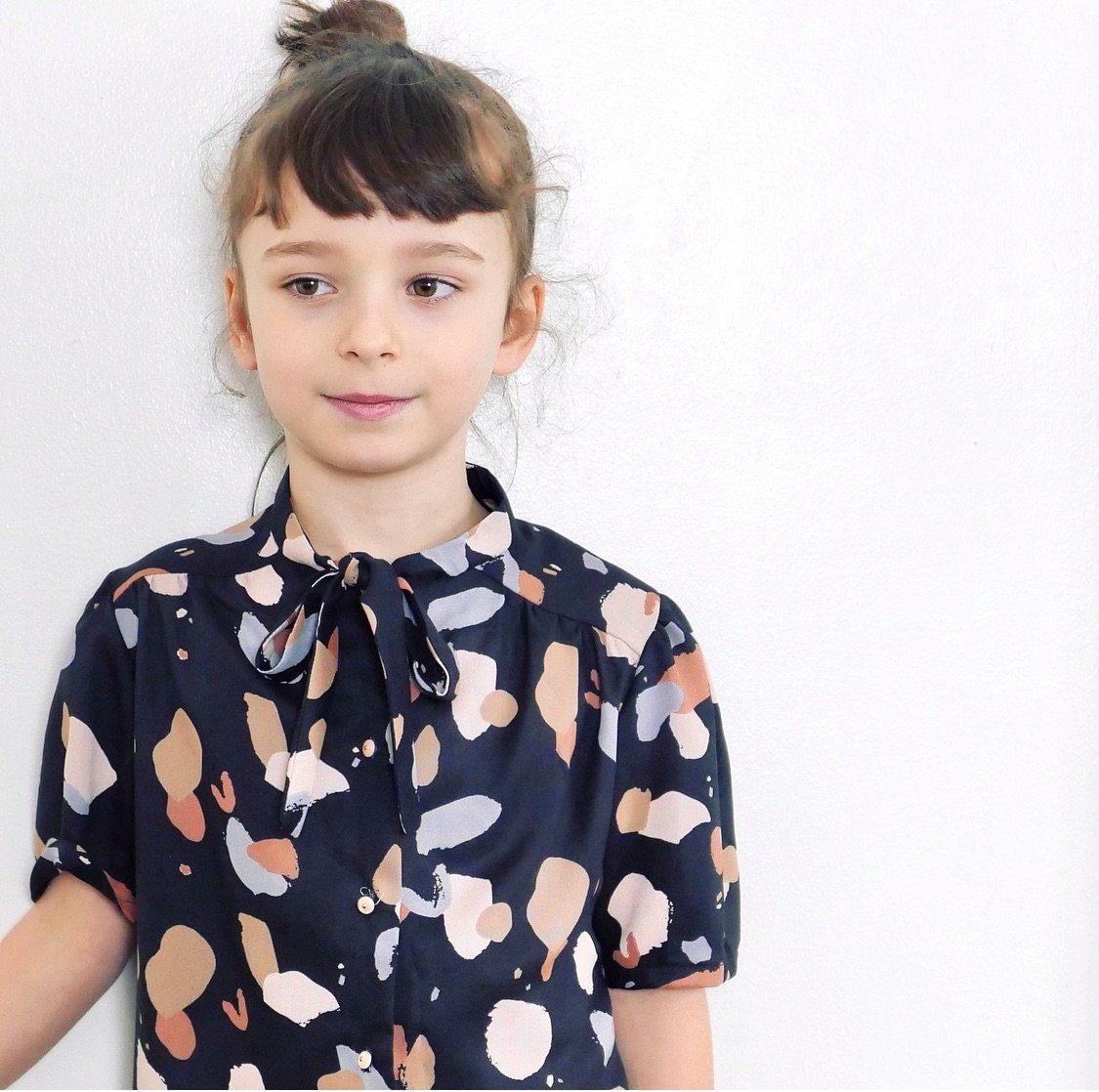 Alex Blouse & Dress Sewing Pattern - Girl 3/12Y - Ikatee - Simplifi Fabric