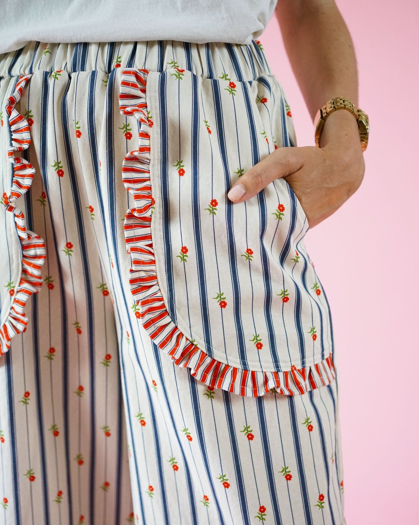 Apron Pocket Pants PDF Pattern - Matchy Matchy Sewing Club - Simplifi Fabric