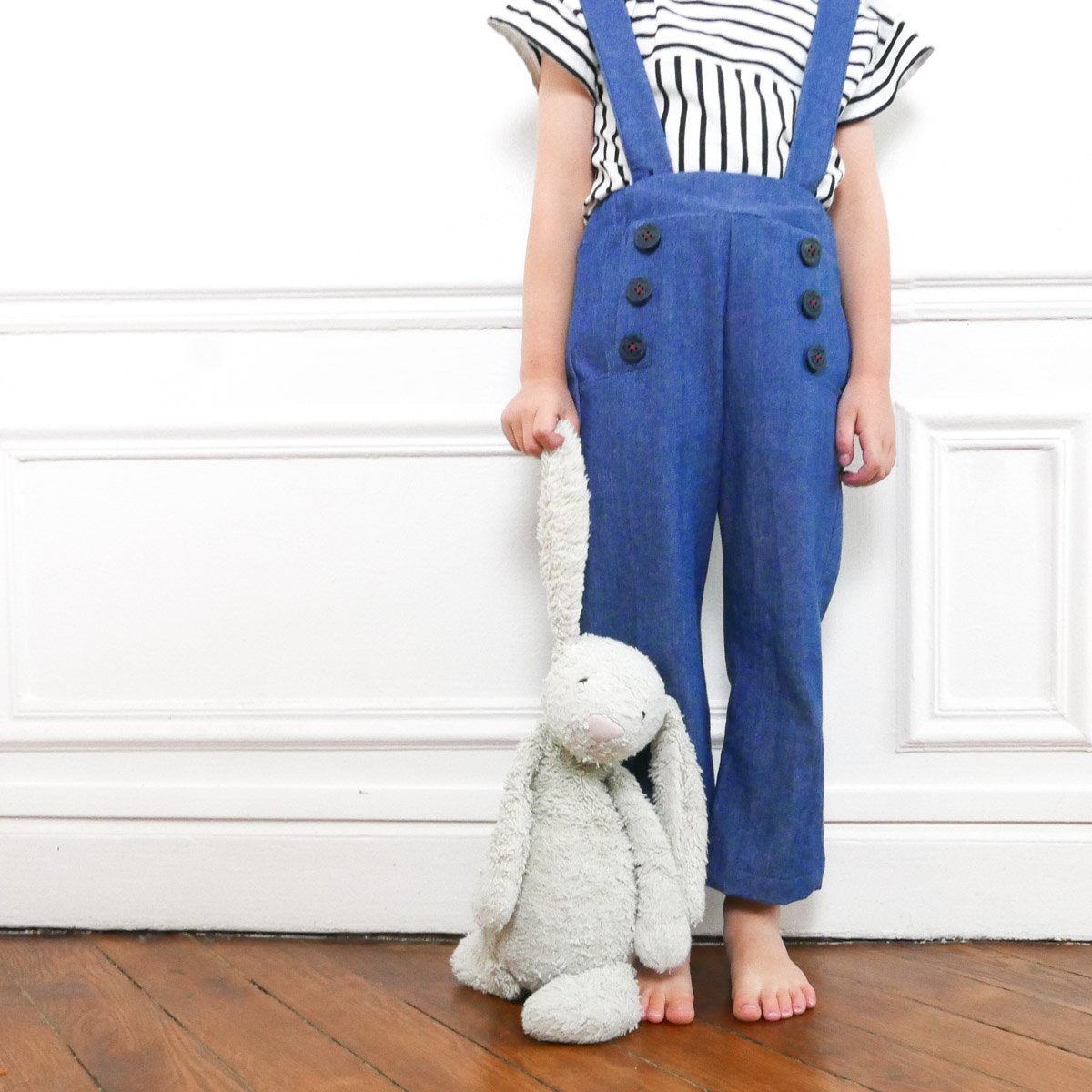 Avana Pants/Shorts Sewing Pattern - Girl 3/12Y - Ikatee - Simplifi Fabric