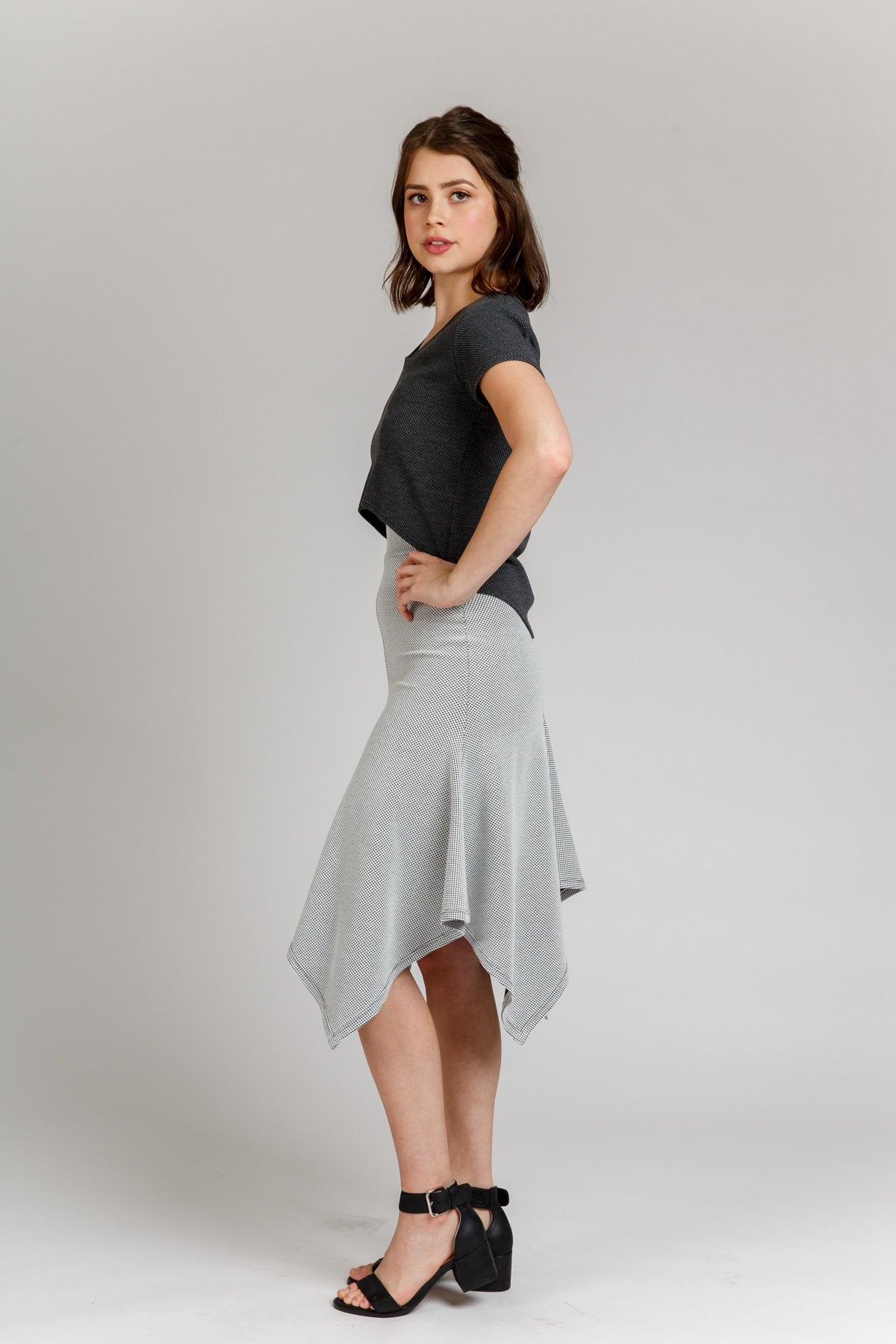 Axel Skirt - Megan Nielsen Patterns - Sewing Pattern - Simplifi Fabric