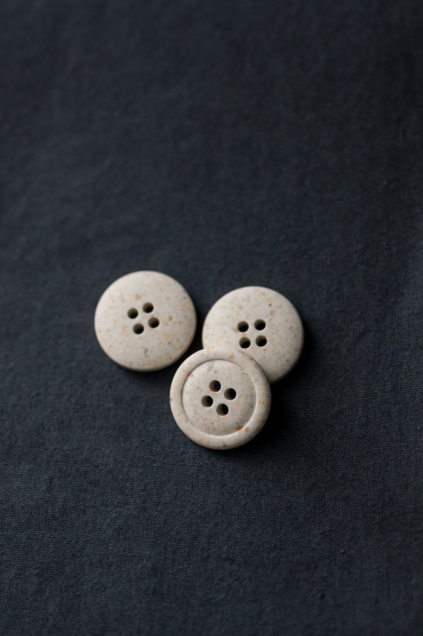 Bianco - Recycled Resin Button - Merchant & Mills - 20mm - Simplifi Fabric