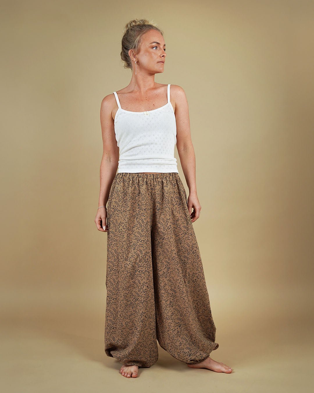 Bubble Pants Womens Paper Pattern - Wardrobe by Me - Simplifi Fabric