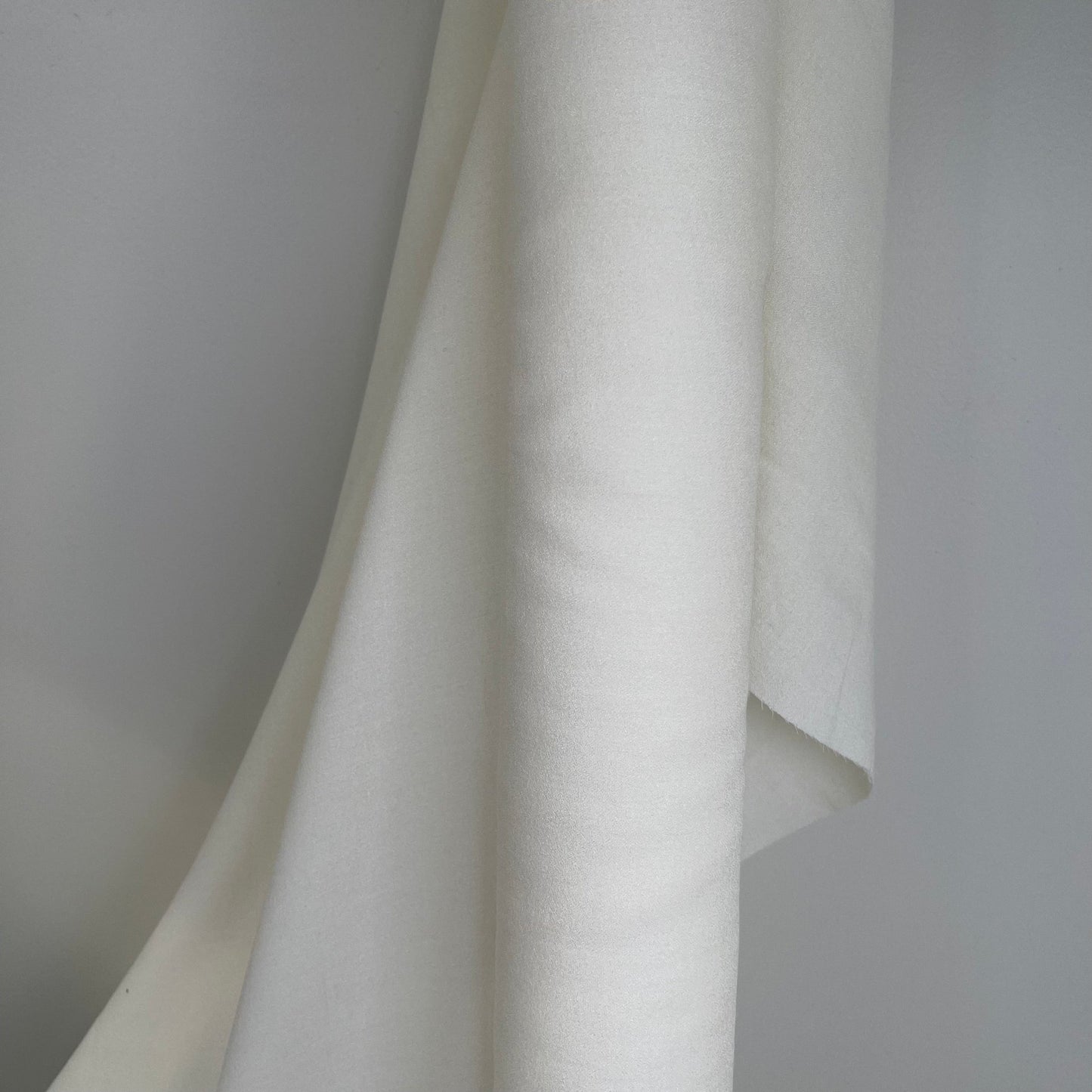 Buttermilk Wool / Viscose - European Import - Merchant & Mills - Simplifi Fabric