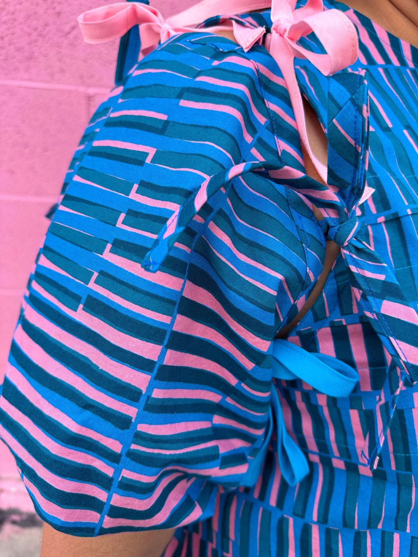 Cambia Top PDF Sewing Pattern - Sew Like Shop - Simplifi Fabric