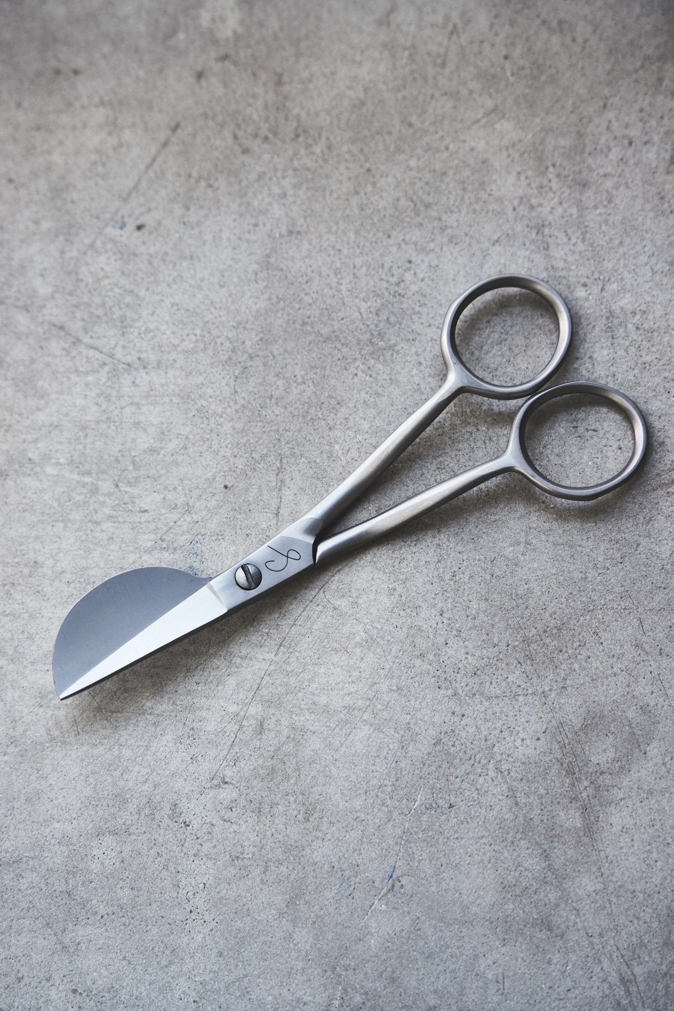 Duckbill Scissors - Steel - Sewply - Simplifi Fabric