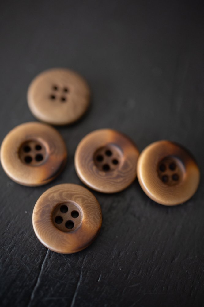 Dusty Tan - Corozo Button - Merchant & Mills - 15mm, 18mm & 20mm - Simplifi Fabric