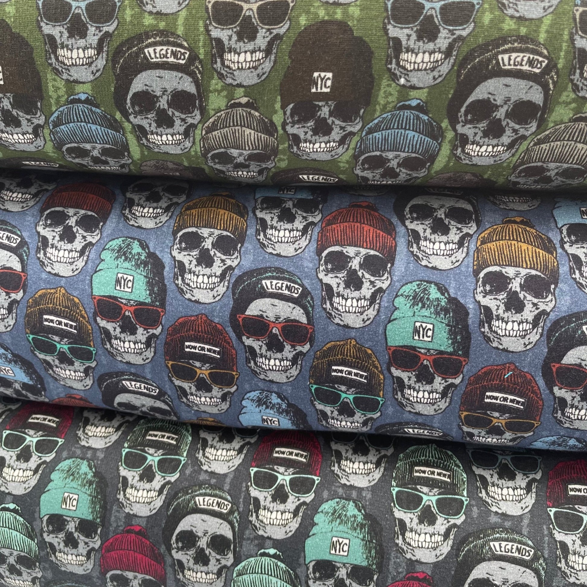 European Cotton Stretch Alpensweat - Skulls - Oeko - Tex® - Grey - Simplifi Fabric