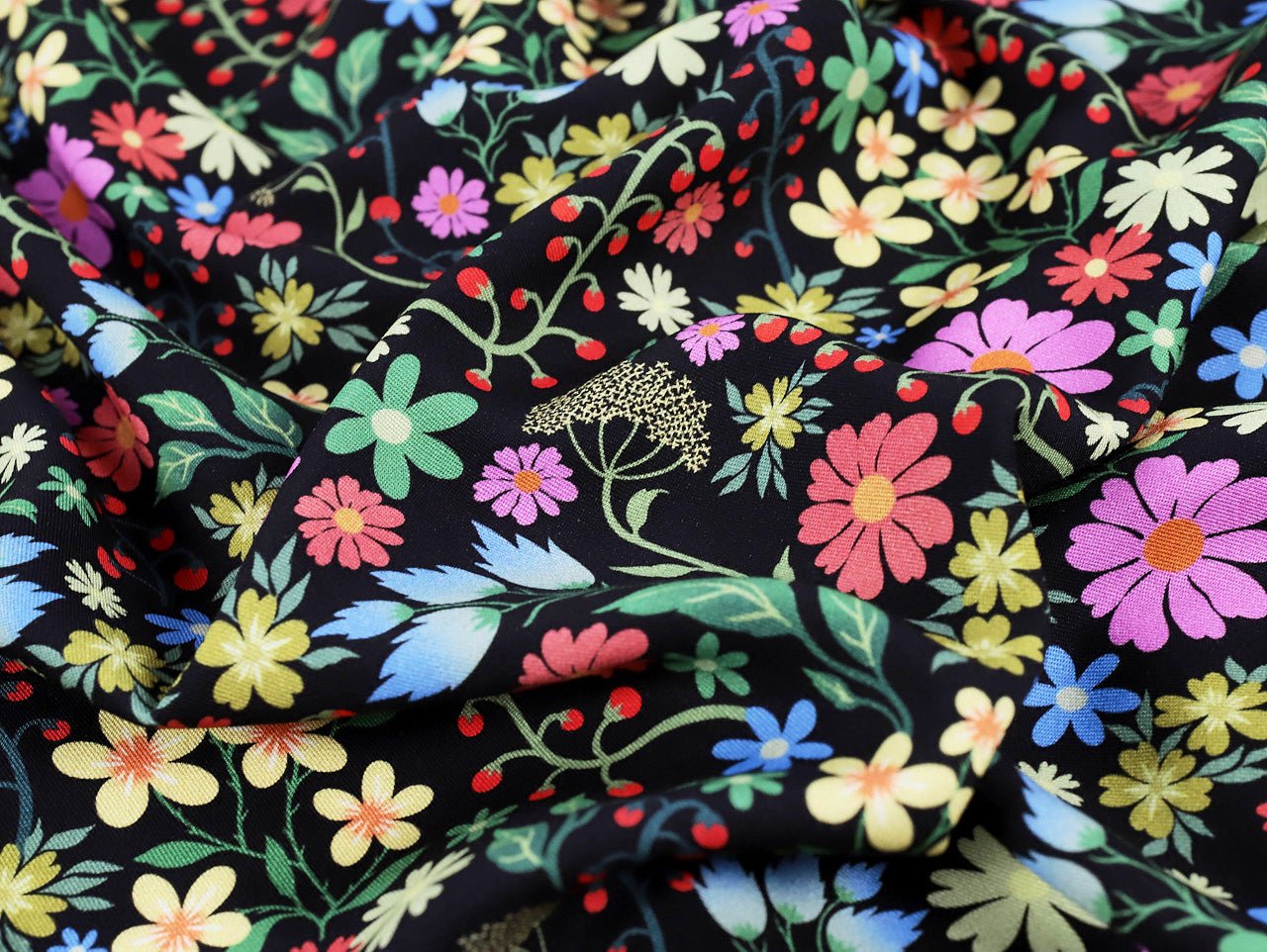 Garden Vine Viscose Twill - Black - Oeko - Tex 100 - Fabric Godmother - Simplifi Fabric