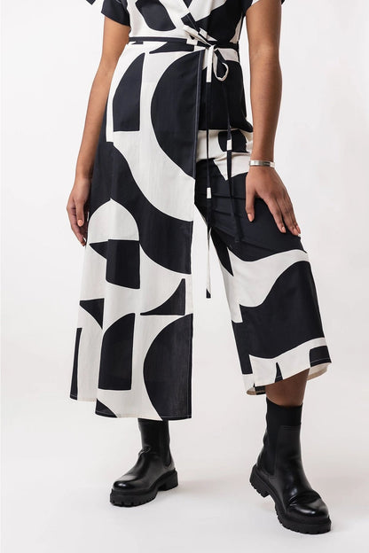 Hali Wrap + Jumpsuit - Named Clothing - Sewing Pattern - Simplifi Fabric