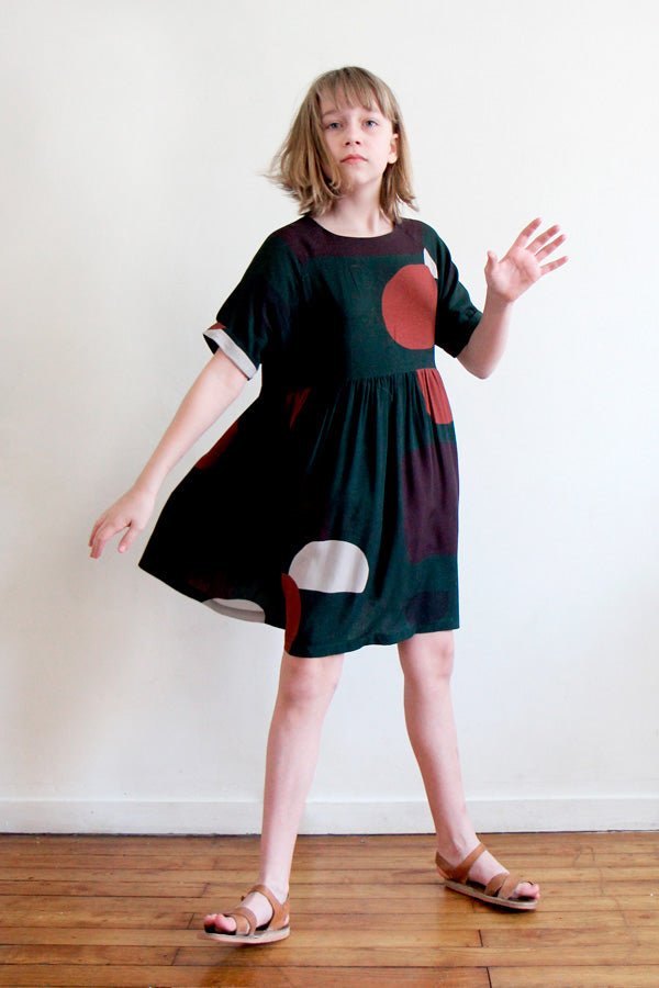 I am CASSIOPEE MINI - Oversized Dress Pattern (Girls 3 - 14Y) - I AM PATTERNS - Simplifi Fabric