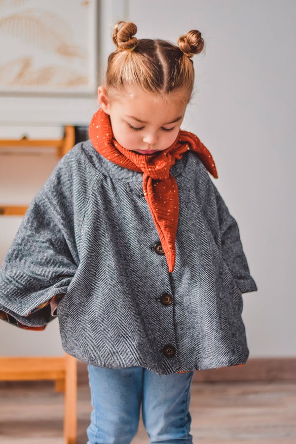 I am HARRY (Mini / Kids) - Circle Cape Pattern - I AM PATTERNS - Simplifi Fabric