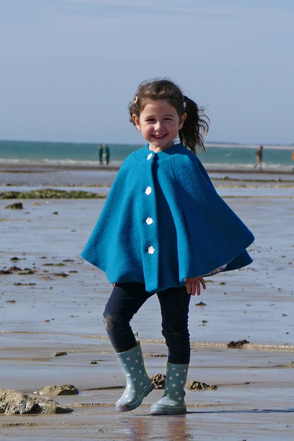 I am HARRY (Mini / Kids) - Circle Cape Pattern - I AM PATTERNS - Simplifi Fabric