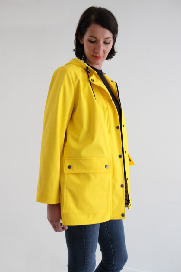 I am JACQUES (Ladies) - Classic Raincoat Pattern - I AM PATTERNS - Simplifi Fabric