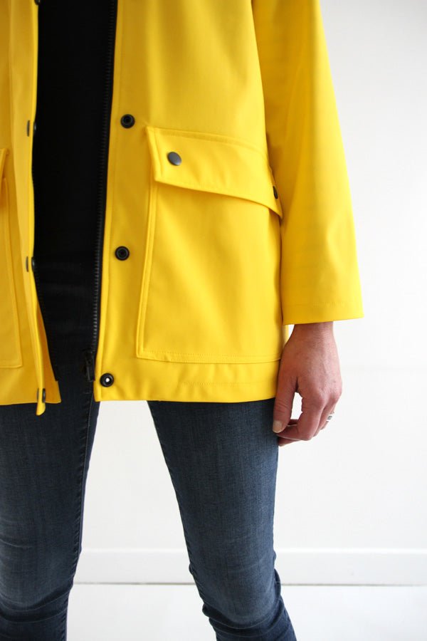 I am JACQUES (Ladies) - Classic Raincoat Pattern - I AM PATTERNS - Simplifi Fabric