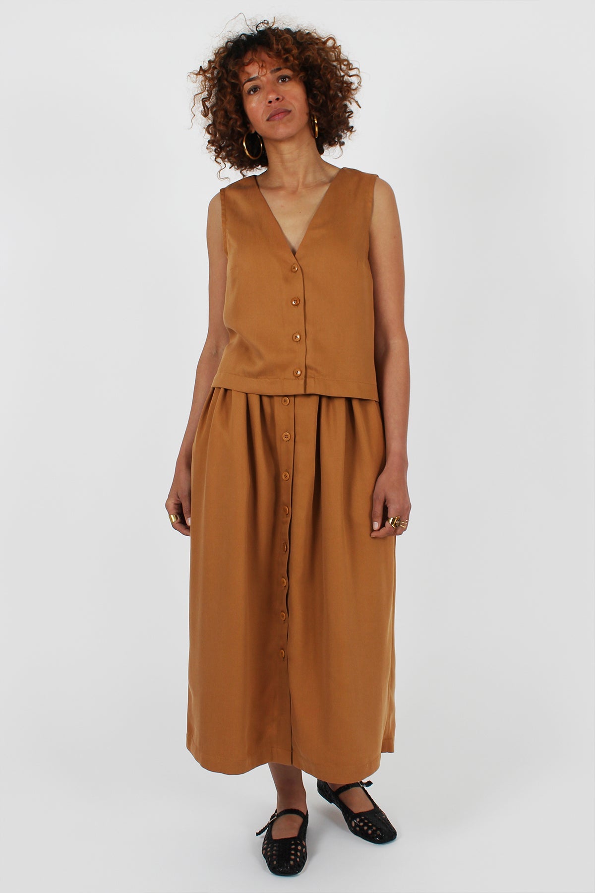 I am LOTUS - Top, Short Dress, Long Dress or Skirt Pattern - I AM PATTERNS - Simplifi Fabric