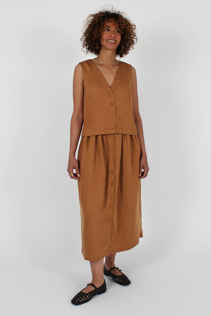 I am LOTUS - Top, Short Dress, Long Dress or Skirt Pattern - I AM PATTERNS - Simplifi Fabric