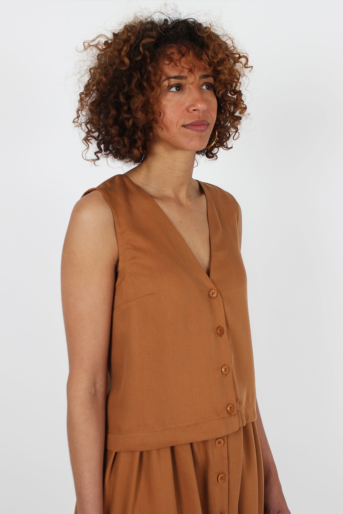 I am LOTUS - Top, Short Dress, Long Dress or Skirt Pattern - I AM PATTERNS - Simplifi Fabric