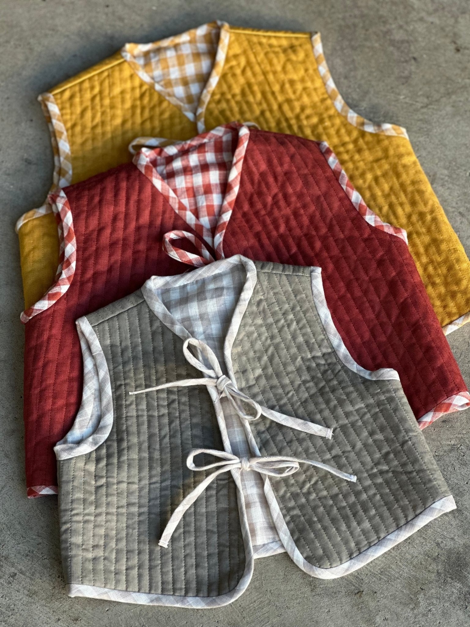 Japi Reversible Unisex Vest (18mo - 12yrs) PDF Sewing Pattern - Atelier Mimito - Simplifi Fabric