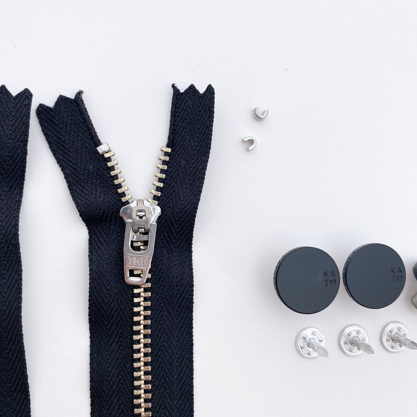 Jeans Hardware Kit - Black Zipper / Matte Black Enamel Hardware - Kylie And The Machine - Simplifi Fabric