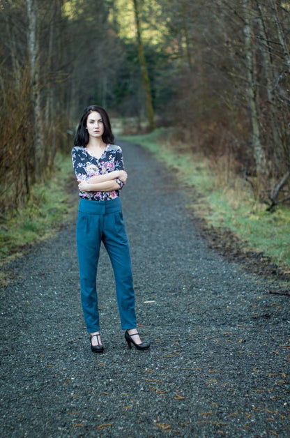 Lazo Trousers Womens PDF Sewing Pattern - Thread Theory - Simplifi Fabric