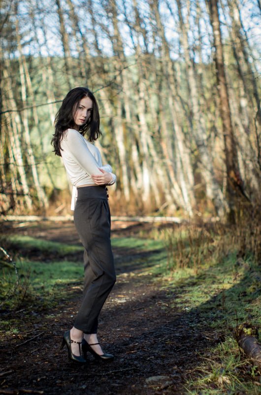 Lazo Trousers Womens PDF Sewing Pattern - Thread Theory - Simplifi Fabric