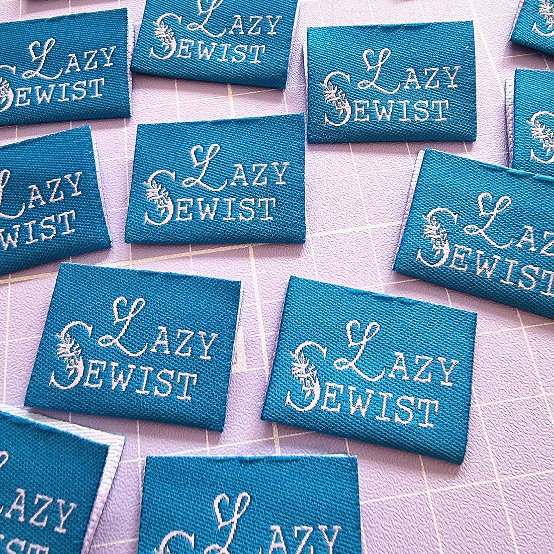 "LAZY SEWIST" Woven Label Pack - Sew Anonymous - Simplifi Fabric