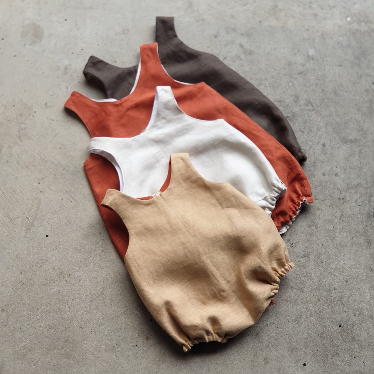 Leo Reversible Unisex Romper (newborn - 36mo) PDF Sewing Pattern - Atelier Mimito - Simplifi Fabric