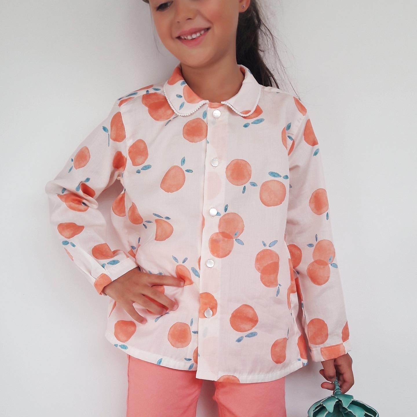 Lou Unisex Kids Shirt (18mo - 12yrs) PDF Sewing Pattern - Atelier Mimito - Simplifi Fabric