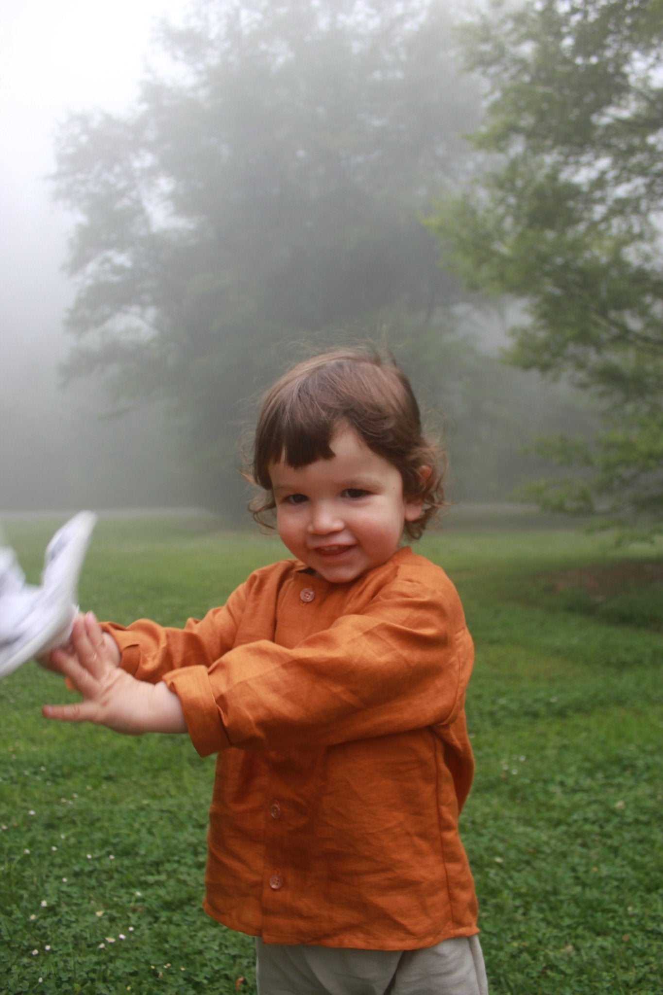 Lou Unisex Kids Shirt (18mo - 12yrs) PDF Sewing Pattern - Atelier Mimito - Simplifi Fabric