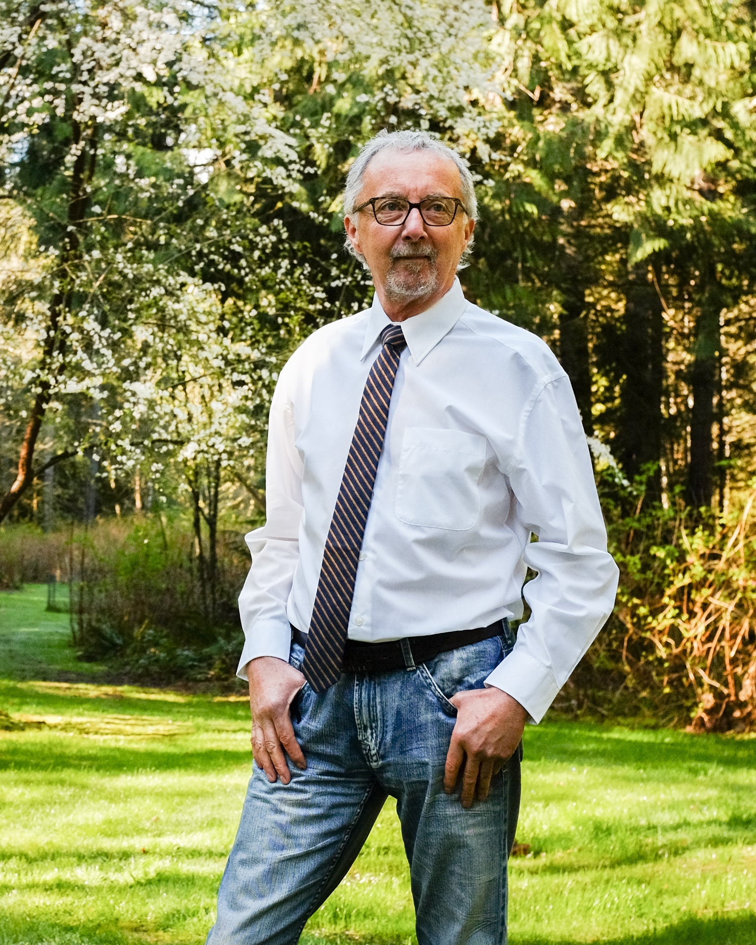 Mahle Tie PDF Sewing Pattern - Thread Theory - Simplifi Fabric