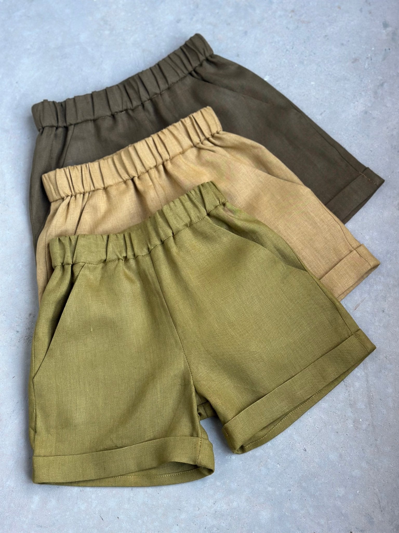 Marlo Unisex Kids Shorts (12mo - 12yrs) PDF Sewing Pattern - Atelier Mimito - Simplifi Fabric