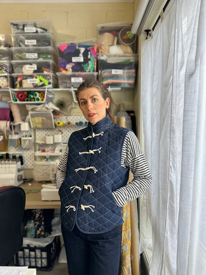 Nonni Vest Gender Neutral Adult PDF Sewing Pattern - Atelier Mimito - Simplifi Fabric