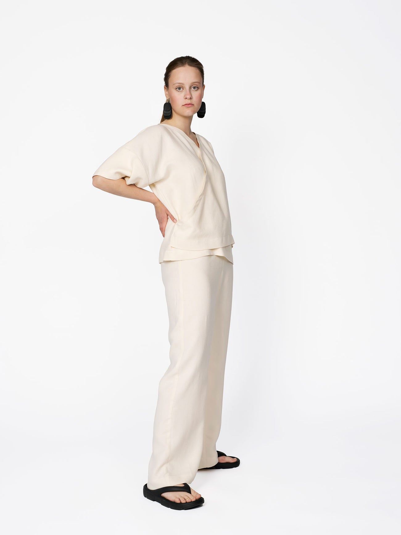 Pull On Trousers (Mens & Womens) Pattern - The Assembly Line - Simplifi Fabric