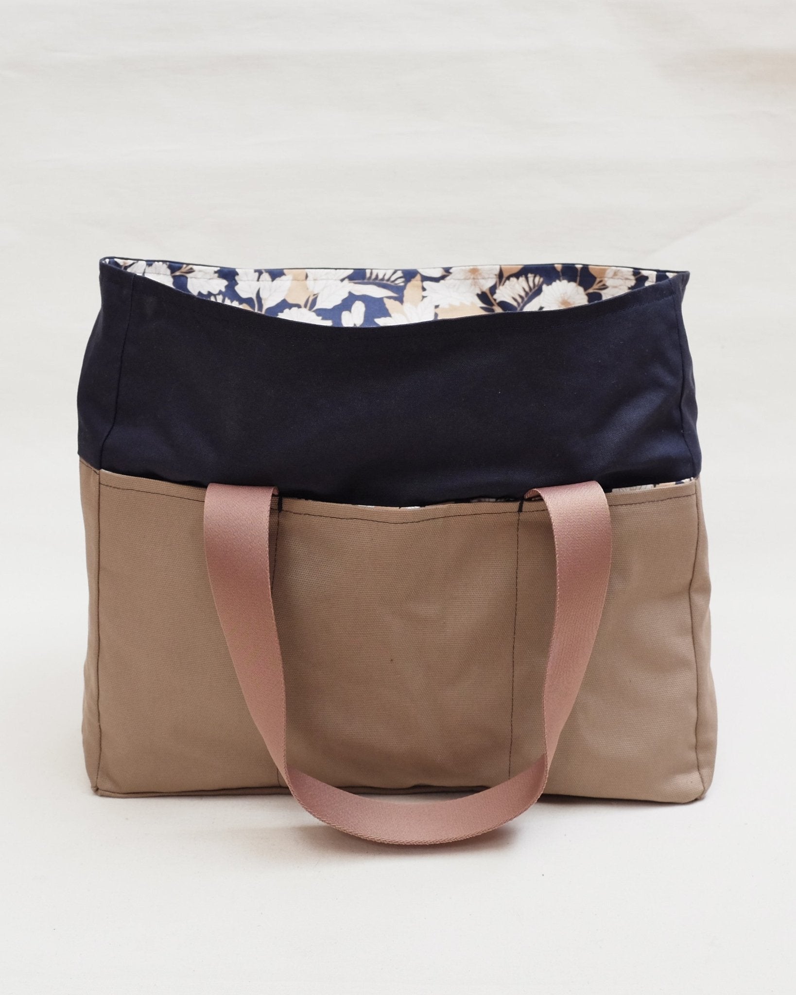 Qualicum Bag PDF Sewing Pattern - Thread Theory - Simplifi Fabric