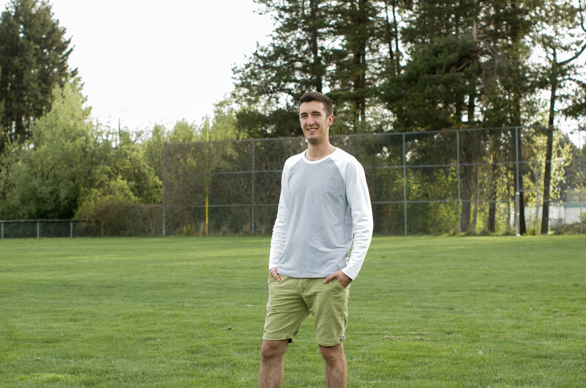 Sayward Raglan Mens PDF Sewing Pattern - Thread Theory - Simplifi Fabric