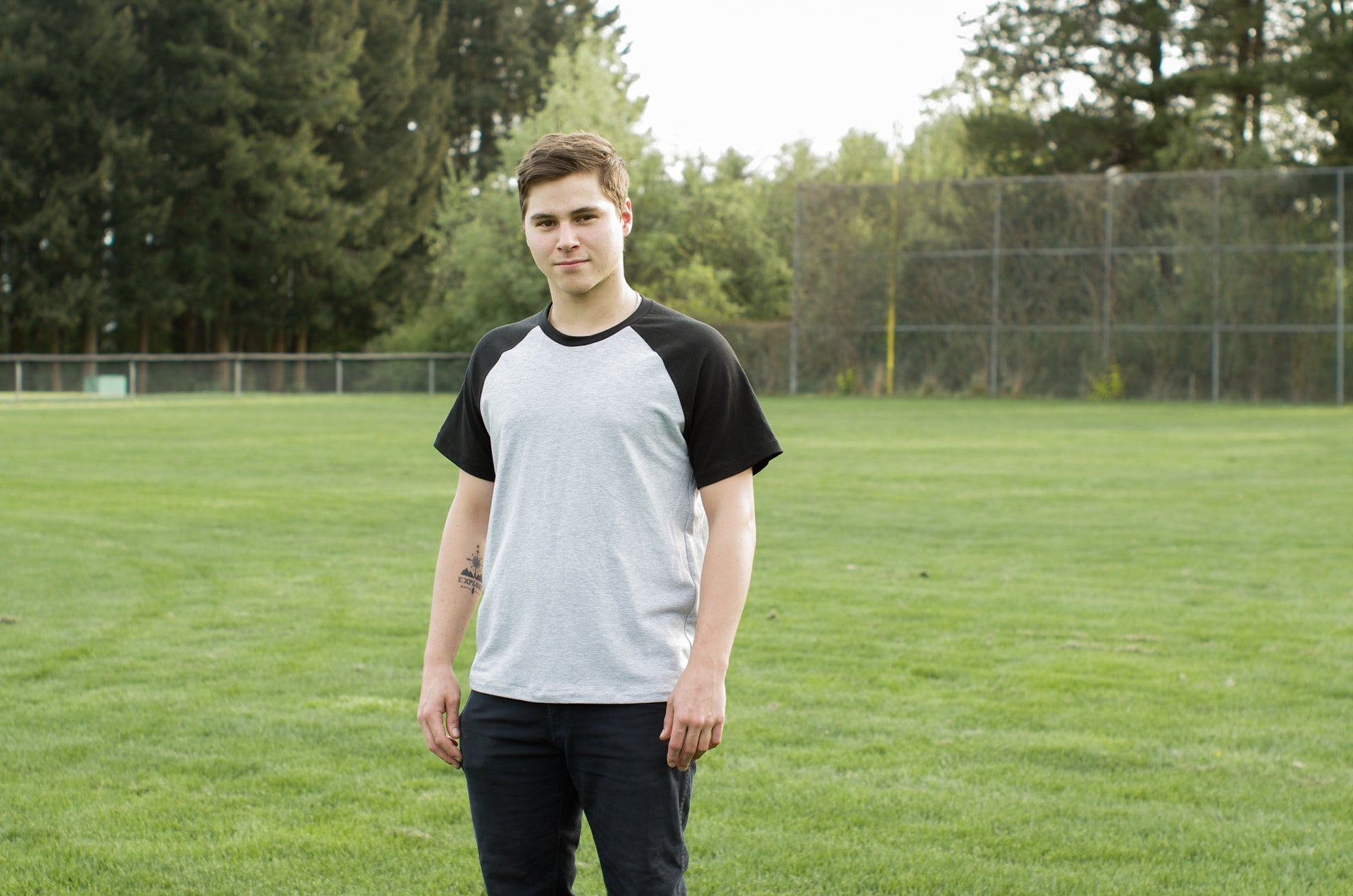 Sayward Raglan Mens PDF Sewing Pattern - Thread Theory - Simplifi Fabric