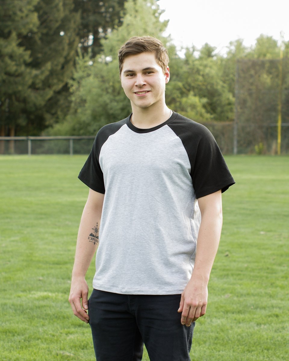 Sayward Raglan Pattern - Thread Theory - Simplifi Fabric