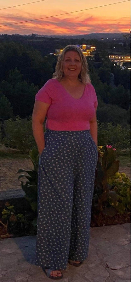 Serene Trouser Sewing Pattern - Size Me - Simplifi Fabric