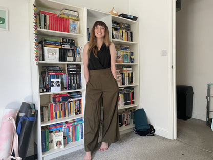 Serene Trouser Sewing Pattern - Size Me - Simplifi Fabric