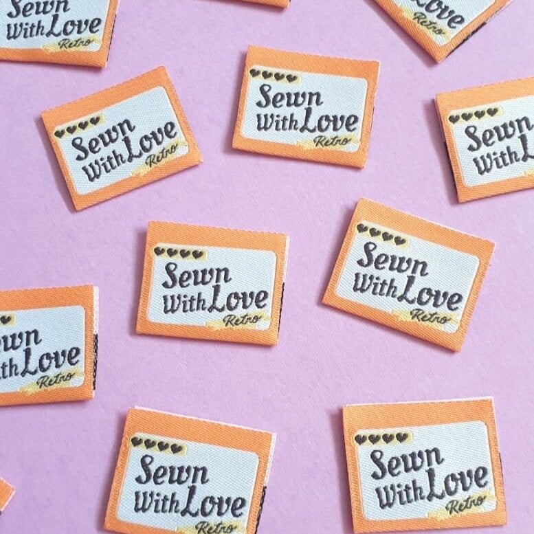 "SEWN WITH LOVE - Retro Edition" Woven Label Pack - Sew Anonymous - Simplifi Fabric