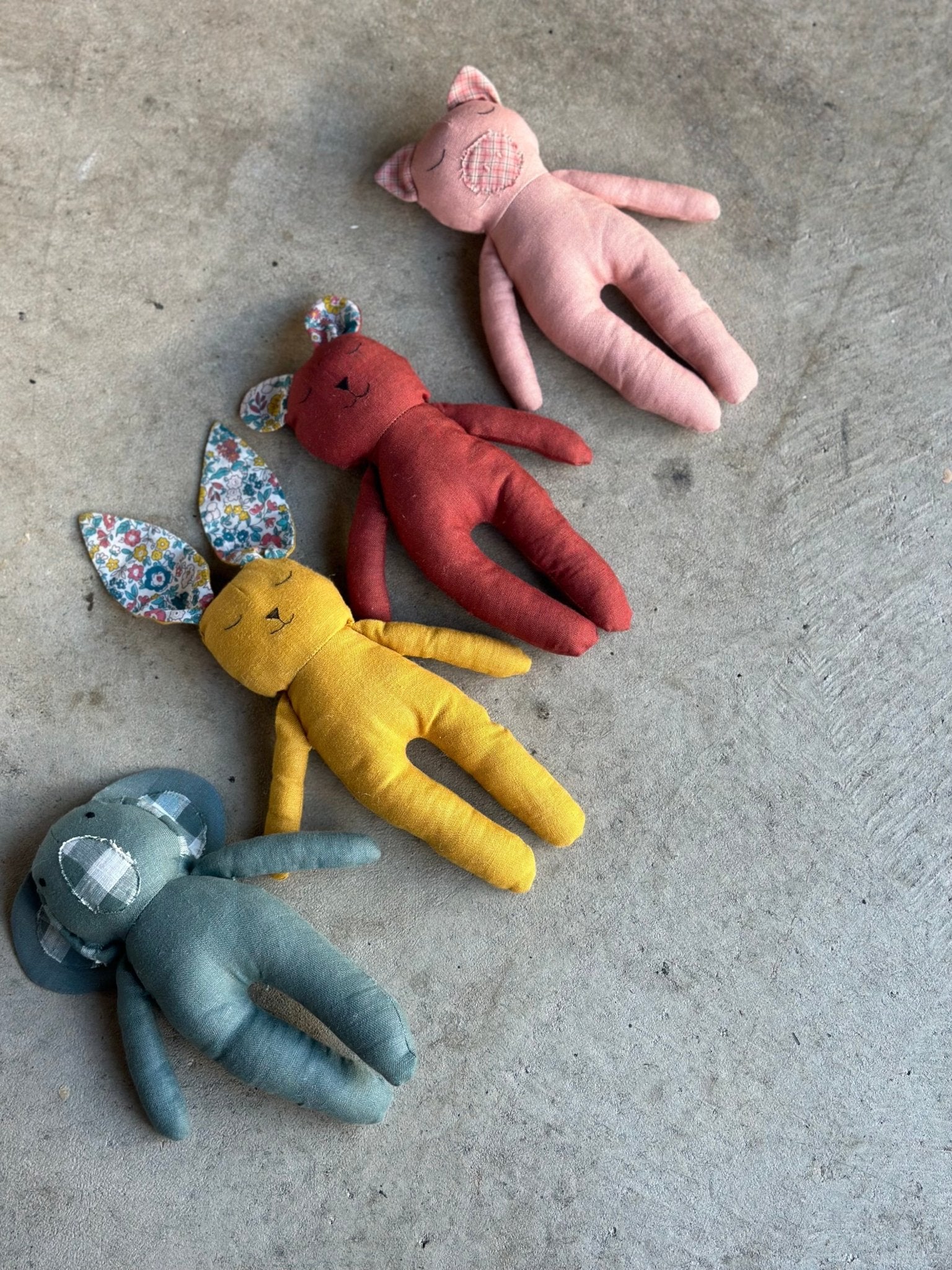 Soft Toy (4 Different Animals) PDF Sewing Pattern - Atelier Mimito - Simplifi Fabric