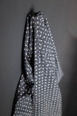 Spot Grey Indian Organic Cotton - Merchant & Mills - Simplifi Fabric